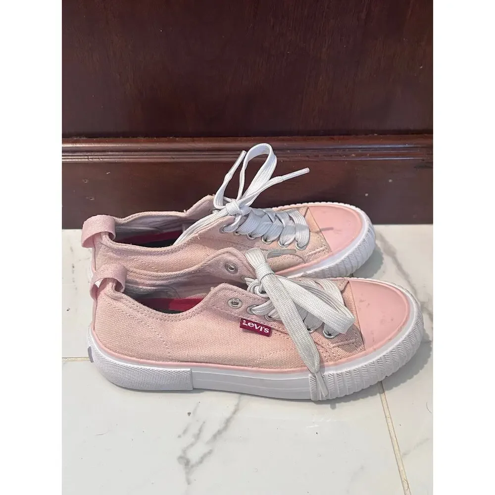 Levis girls size 13 light pink low top lace up sneakers Athleisure Streetwear